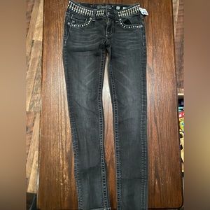 Black miss me skinny jeans size 27